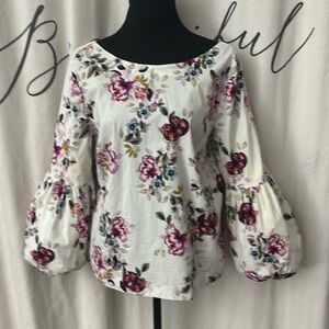 WHBM top